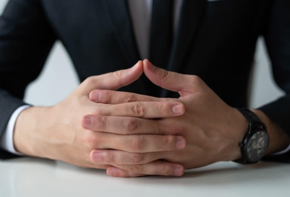 Top 4 Reasons Why You Should Outsource Legal Work