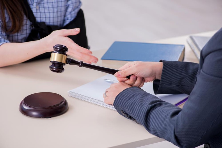 The Right Time for Legal Advice: A Guide to Seeking Help for Common Legal Scenarios